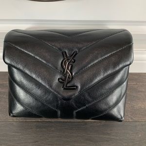 🚨SOLD 🚨 YSL/Saint Laurent Toy Loulou black
